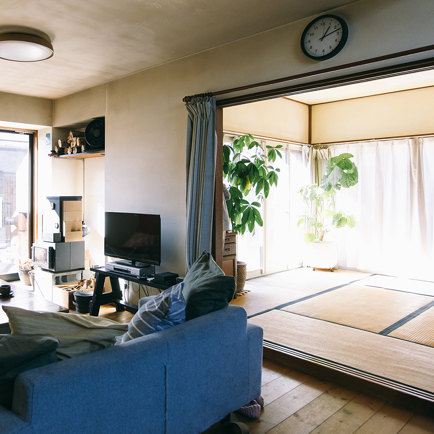 洋間と和室が調和する空間